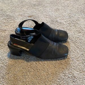 Gloria Vanderbilt Black sandals - size 8M